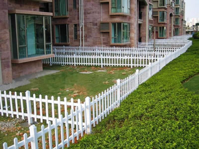 PVC Lawn Fence